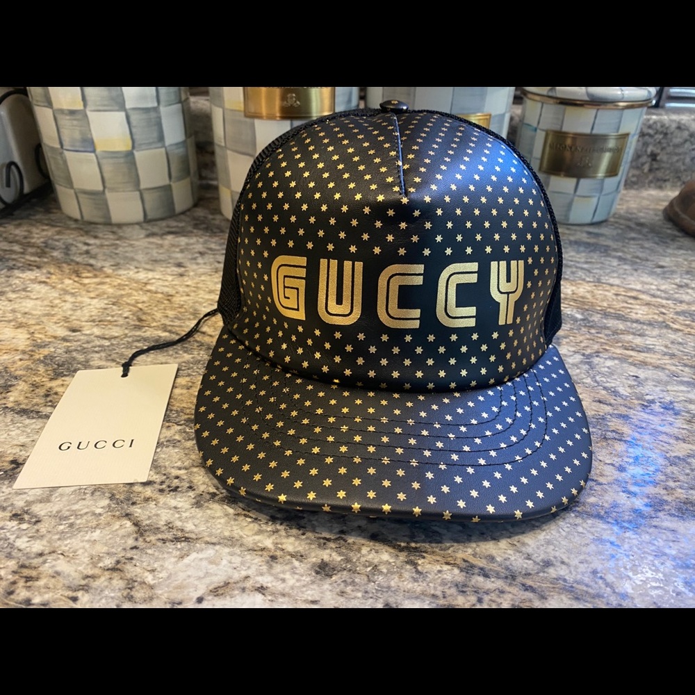Gucci Guccy hat NWT